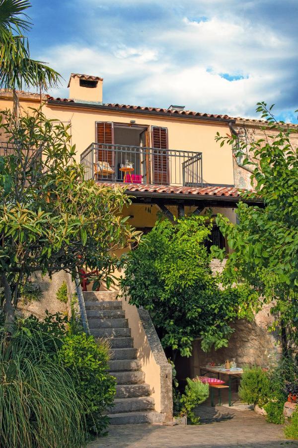 Holiday Home Kuca Na Moru Kornić 外观 照片